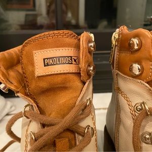 Pikolinos boots